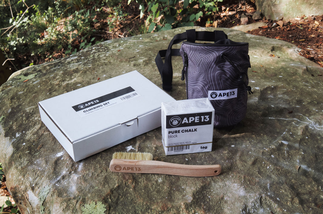 TOPO Climbing Set – Chalk Bag, Brush & Chalk